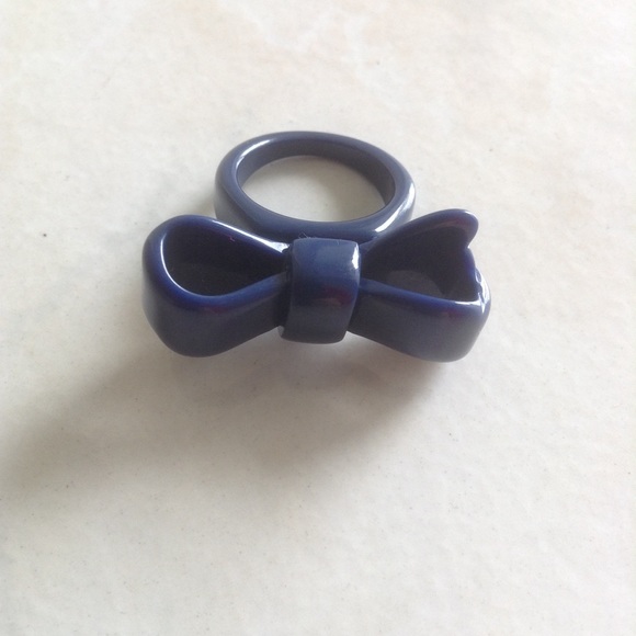 Cute Navy Bow Bow Ring - Picture 1 of 3